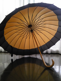 和傘