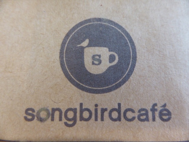読谷 ≪Songbird Cafe ≫ 海の見えるカフェでボリュームたっぷりランチ食べてきた 読谷 ≪Songbird Cafe ≫ 海の見えるカフェでボリュームたっぷりランチ食べてきた