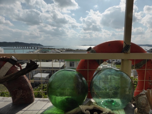 うるま市 《いっぷく屋》 高台から海を眺めつつ冷麺食べてきた うるま市 《いっぷく屋》 高台から海を眺めつつ冷麺食べてきた