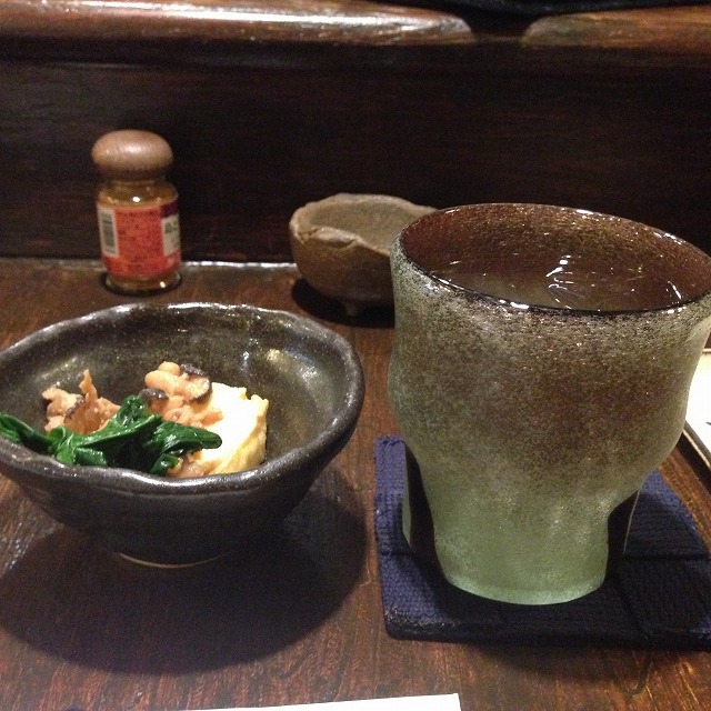那覇・久米 《花ずみ》 沖縄料理がおいしい居酒屋さんでさく飲みしてきました。 那覇・久米 《花ずみ》 沖縄料理がおいしい居酒屋さんでさく飲みしてきました。