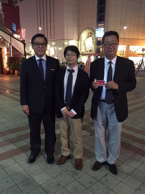 シハサック駐日タイ王国大使と沖縄公設市場でお食事をしました! シハサック駐日タイ王国大使と沖縄公設市場でお食事をしました!