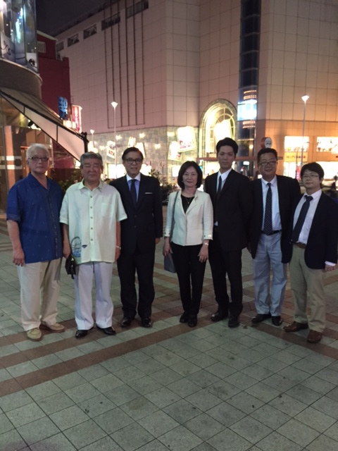 シハサック駐日タイ王国大使と沖縄公設市場でお食事をしました! シハサック駐日タイ王国大使と沖縄公設市場でお食事をしました!