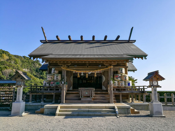 ศาลเจ้าโอมิ (大御神社) กับตำนานมังกรศักดิ์สิทธิ์ที่เมืองฮิวกะ