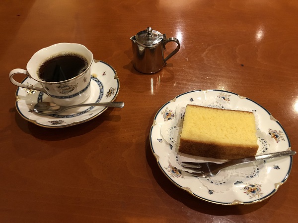 แนะนำร้าน Castella Nagasaki Honpo ขึ้นชื่อที่เปิดขายในย่านโอซาก้า แนะนำร้าน Castella Nagasaki Honpo ขึ้นชื่อที่เปิดขายในย่านโอซาก้า
