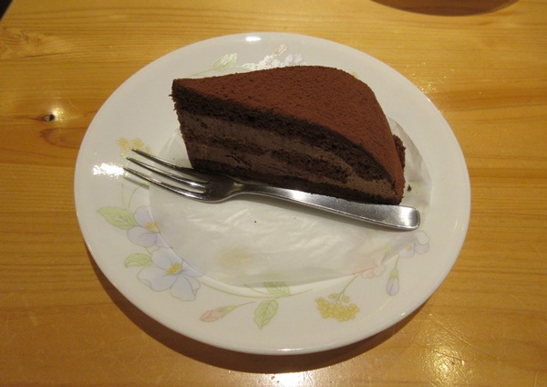เค้กแห่งฤดูใบไม้ร่วงจากร้าน Komedas Coffee ในโรงแรม Osaka Fujiya Hotel เค้กแห่งฤดูใบไม้ร่วงจากร้าน Komedas Coffee ในโรงแรม Osaka Fujiya Hotel