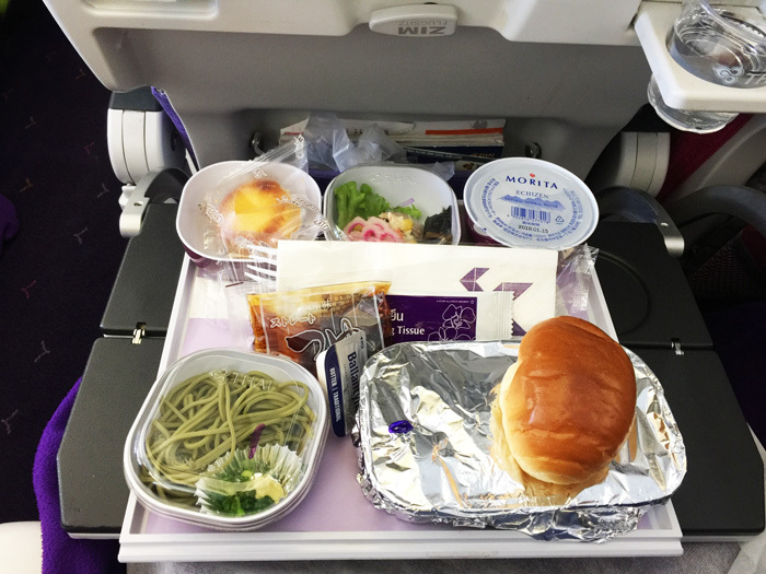 【2017年版】TGタイ航空の機内食は？福岡→バンコク間 エアバスA330
