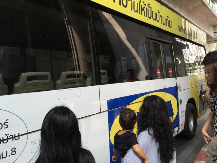 【タイ・バンコク】メガバンナー＆イケアに行ってきた。無料シャトルバスでの行き方編