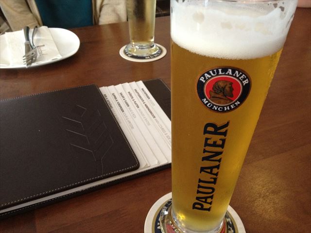 ドイツビール、日本より全然安い！＠トンローbrotzeit